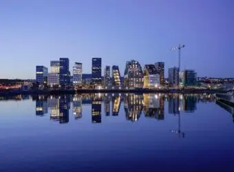 Huddlestock Fintech 在 Euronext Growth/Merkur Market 上市交易