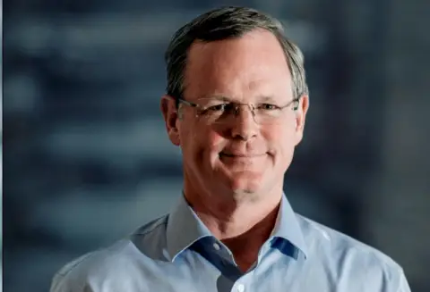 Trading Technologies 任命 Farley Owens 为总裁,并晋升多位高管
