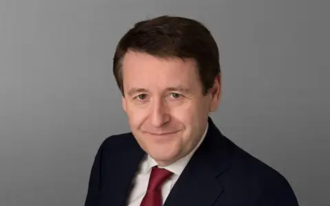 瑞信CFO David Mathers将离任,管理层迎来多项调整