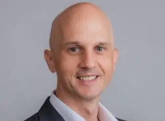 United Fintech 聘请巴克莱高管 Cameron Booth 出任亚太区主管