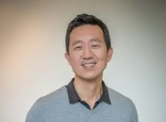 Visa任命Chris Suh为新任首席财务官