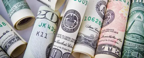 CFTC 获法院最终判决:Valdas Dapkus 与 Tradewale 因零售外汇欺诈被罚 280 万美元