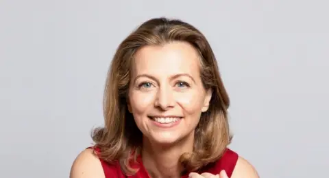 Revolut 任命 Béatrice Cossa-Dumurgier 为西欧 CEO,加速法国银行业务布局