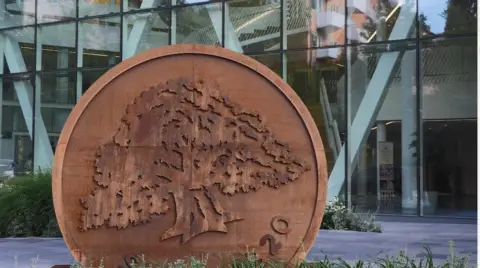 Swedbank 收购 Barclays 所持 Entercard 股份,将全资控股