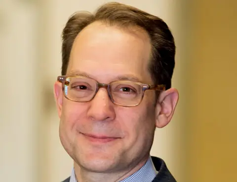 Broadridge任命Allen Weinberg为首席增长与战略官