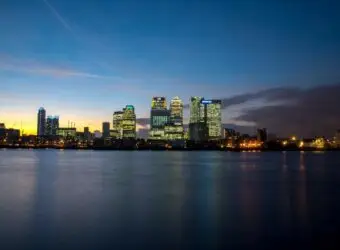 德意志银行签约伦敦金丝雀码头YY London,基础设施职能将于2028年租约到期后迁入