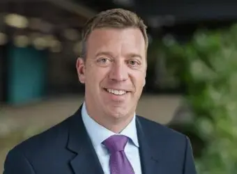 Equinix任命Thomas Olinger为董事会成员