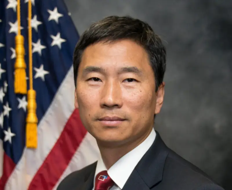 CFTC任命DEA前CFO Jeffrey Sutton为执行董事