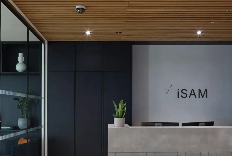 iSAM Securities 推出 Parallax 风险共担模式,助力经纪商实现流量变现