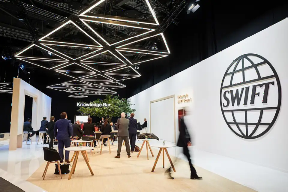 StoneX 加入 SWIFT 平台合作伙伴计划,客户可直连 API 获取跨境支付实时数据