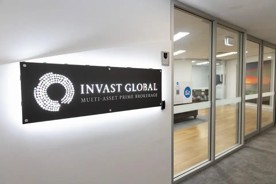 Invast Global 运营商 INV Inc 股价跌至 52 周低点,2023 年业绩疲软