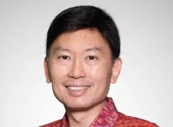 新加坡金管局董事会调整:交通部长徐芳达获任命,陈祝全卸任