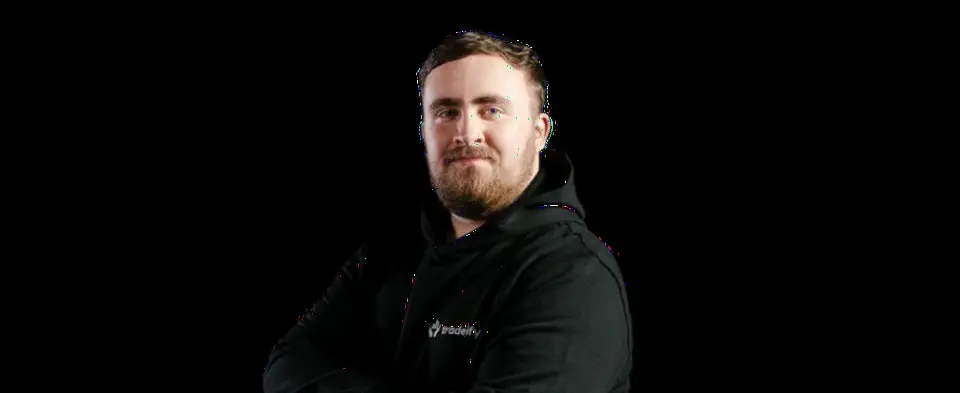 Tradeify宣布与世界排名第一飞镖冠军Luke Littler签署全球品牌大使合作,推出“冠军心态”计划