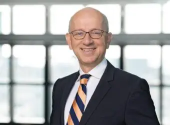 德意志交易所提前三年续约CIO/COO Christoph Böhm,至2029年10月底