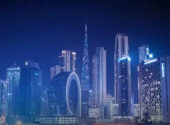 FP Markets 获阿联酋 CMA 第五类牌照，加速中东布局
