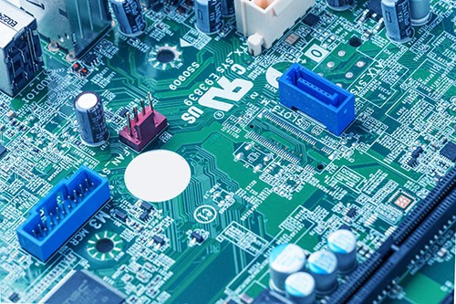 半导体设备供应商KLIC将四季度营收预期上调至3.4亿美元