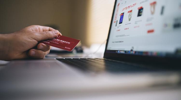 PayPal 如何变革网络博彩业
