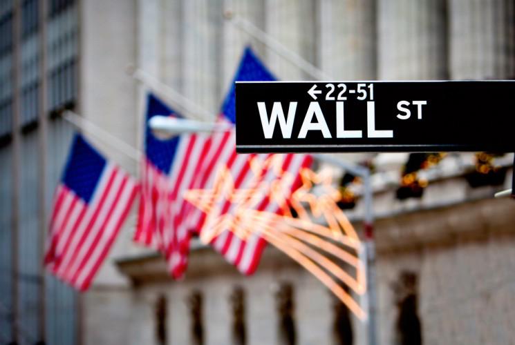 wall-street-745x500