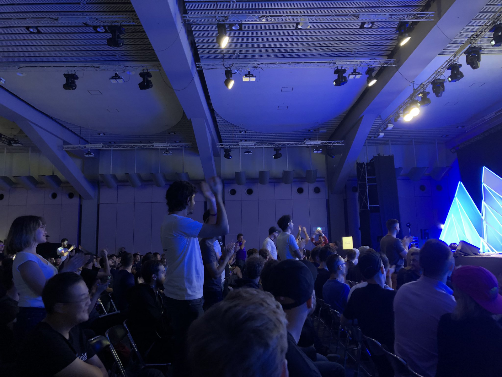 Devcon 的 DeFi 思考:去中心化金融为何称得上区块链刚需应用?