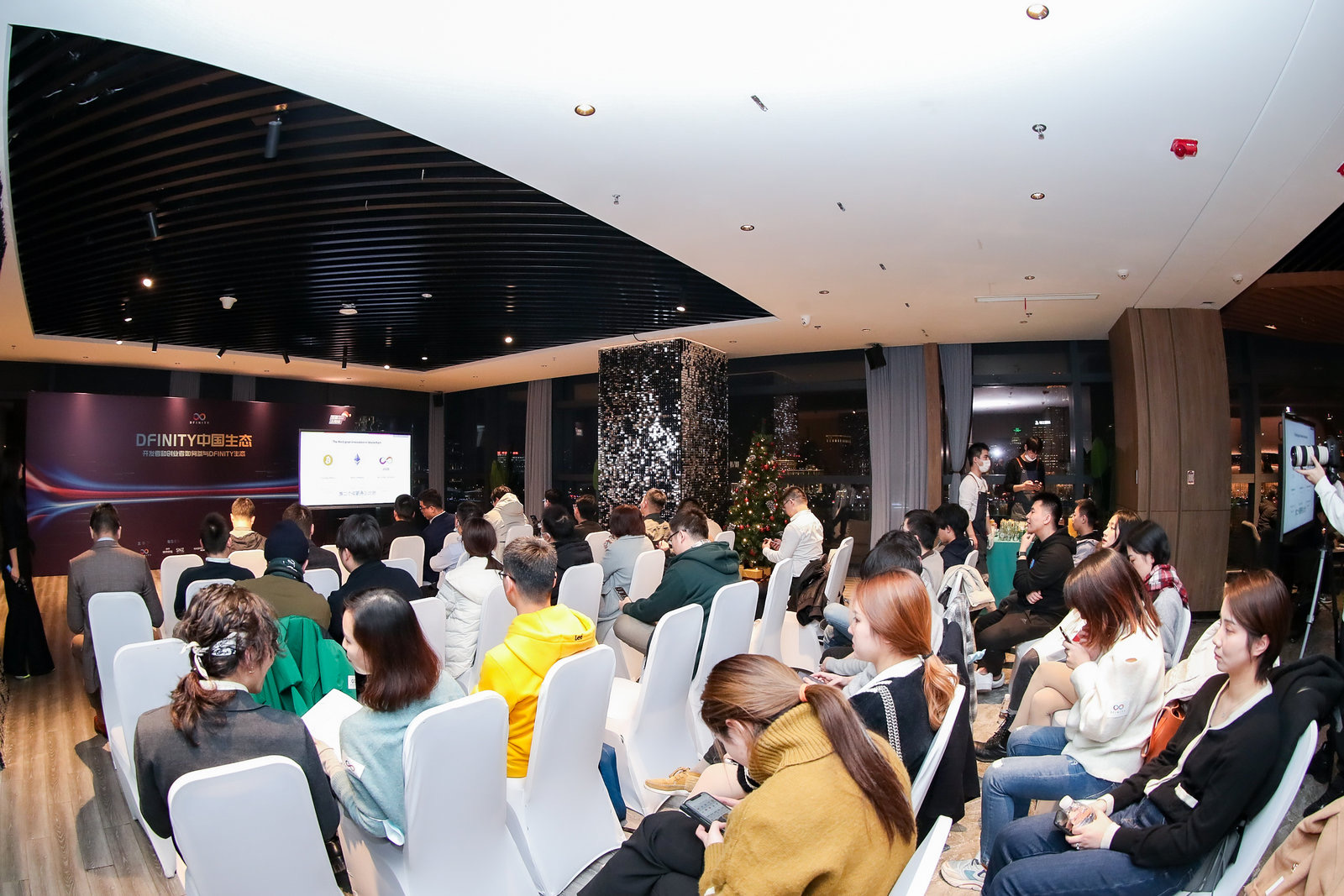 DFINITY 创始人:2021 年初公共网络将向开发者开放