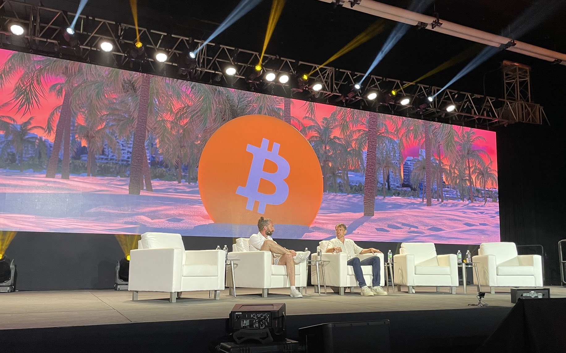 迈阿密 Bitcoin 2021 精选回顾:硬核奶王们是如何布道比特币的?