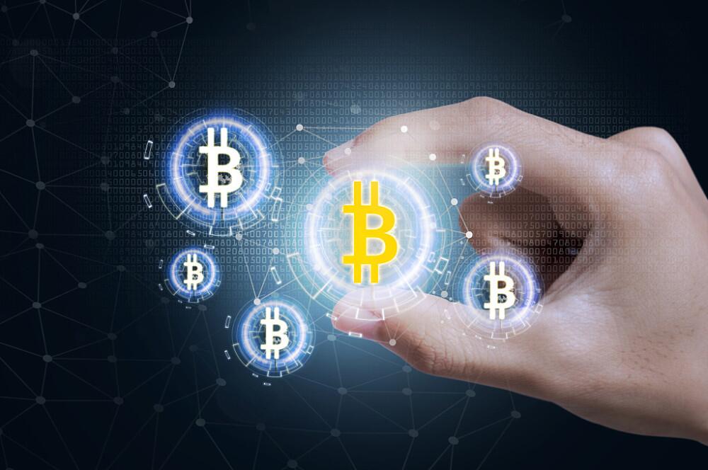 特斯拉股价和比特币价格飙升创纪录 科技泡沫担忧加剧