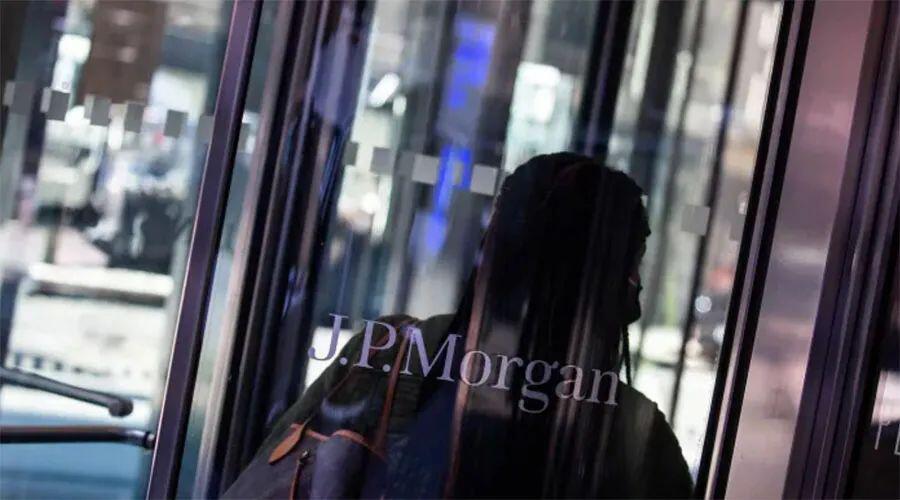 摩根大通将推出加密货币敞口篮子,看多Microstrategy和Square