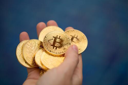 a href='https://www.btcfans.com/tag/1/' target='_black'比特币/a香港交易额攀升