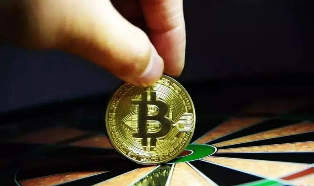 比特币突破4万美元关口并在一年暴涨超4倍