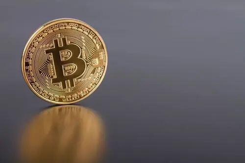 比特币关键形态构筑,稳住心比什么都重要