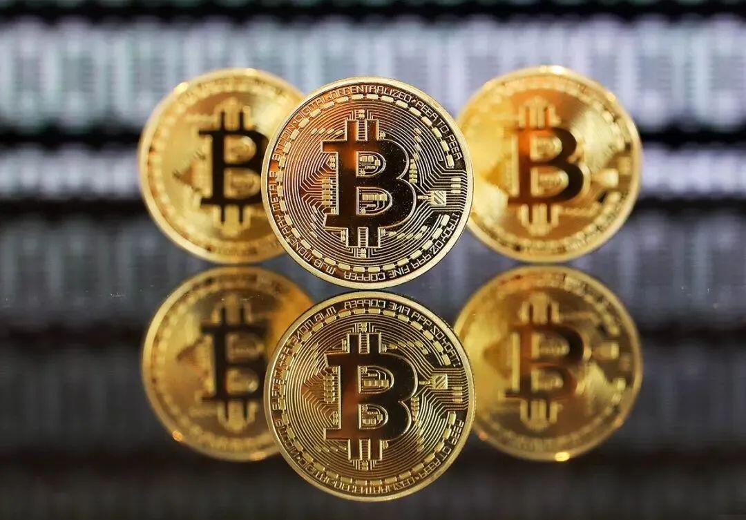 比特币要挂了?50万人爆仓400多亿,赔惨了……