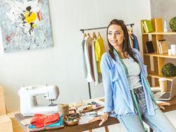 在线个人造型服务商Stitch Fix(SFIX.US)Q3营收同比增44%至5.356亿美元