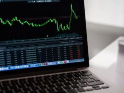 美股异动 | 维视图像(MVIS.US)盘前跌近9%,将发行价值1.4亿美元股票