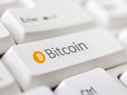 比特币跌破关键技术位之际,“木头姐”抄底了灰度信托和Coinbase(COIN.US)