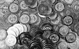 疯狂的a href='https://www.btcfans.com/tag/1/' target='_black'比特币/a:用互联网掀起“货币战争”