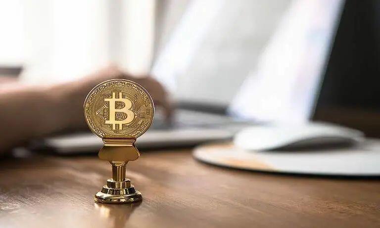 2025年,1 BTC能达到100万美元吗?
