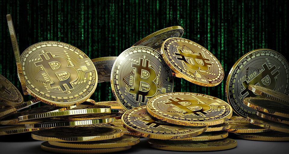 期货交易员Adam Mancini关注加密货币,预测比特币六个月内将突破2.4万美元
