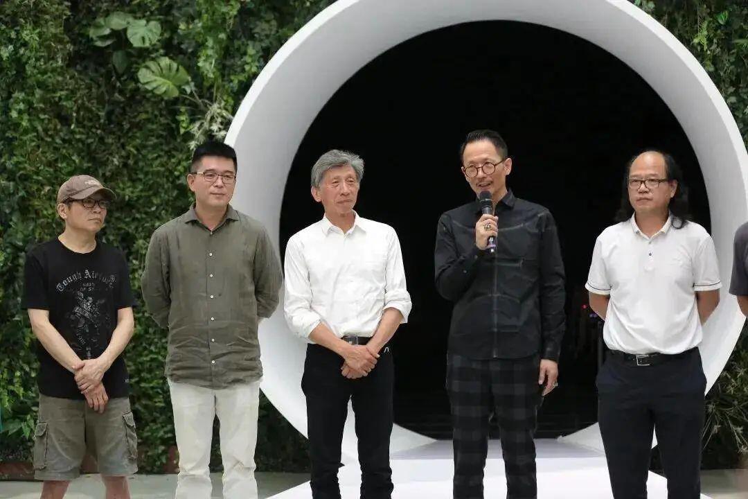 抽象艺术家刘刚:科技奇点已经到来,区块链加密艺术打破传统边界