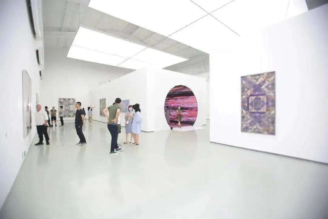 抽象艺术家刘刚:科技奇点已经到来,区块链加密艺术打破传统边界