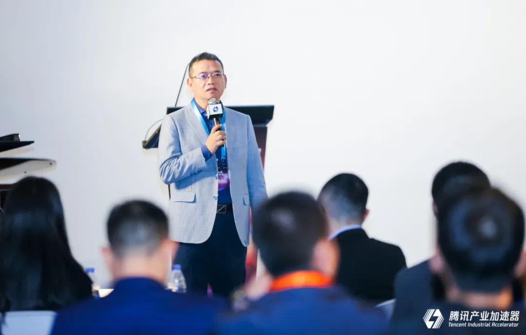 但斌:2021年如何穿越周期,践行长期投资价值