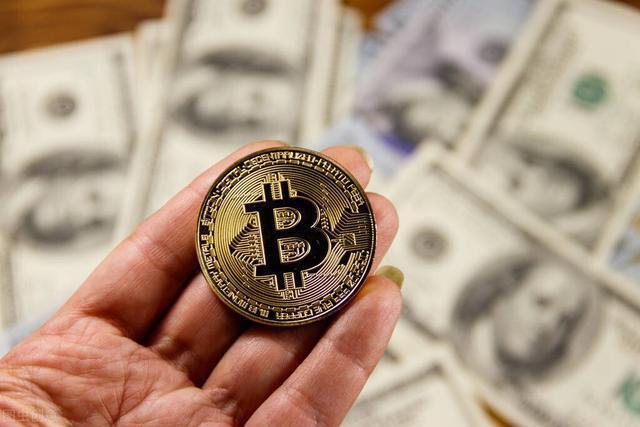 1枚比特币比1公斤的黄金还贵!长期投资你更看好谁?