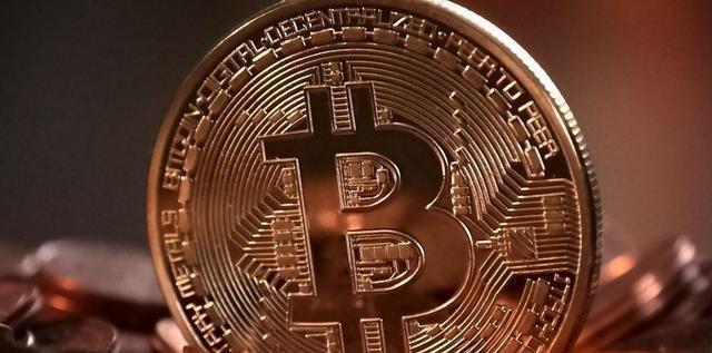 一枚比特币涨到了37万,用家用电脑不停挖,多久能挖出一枚?