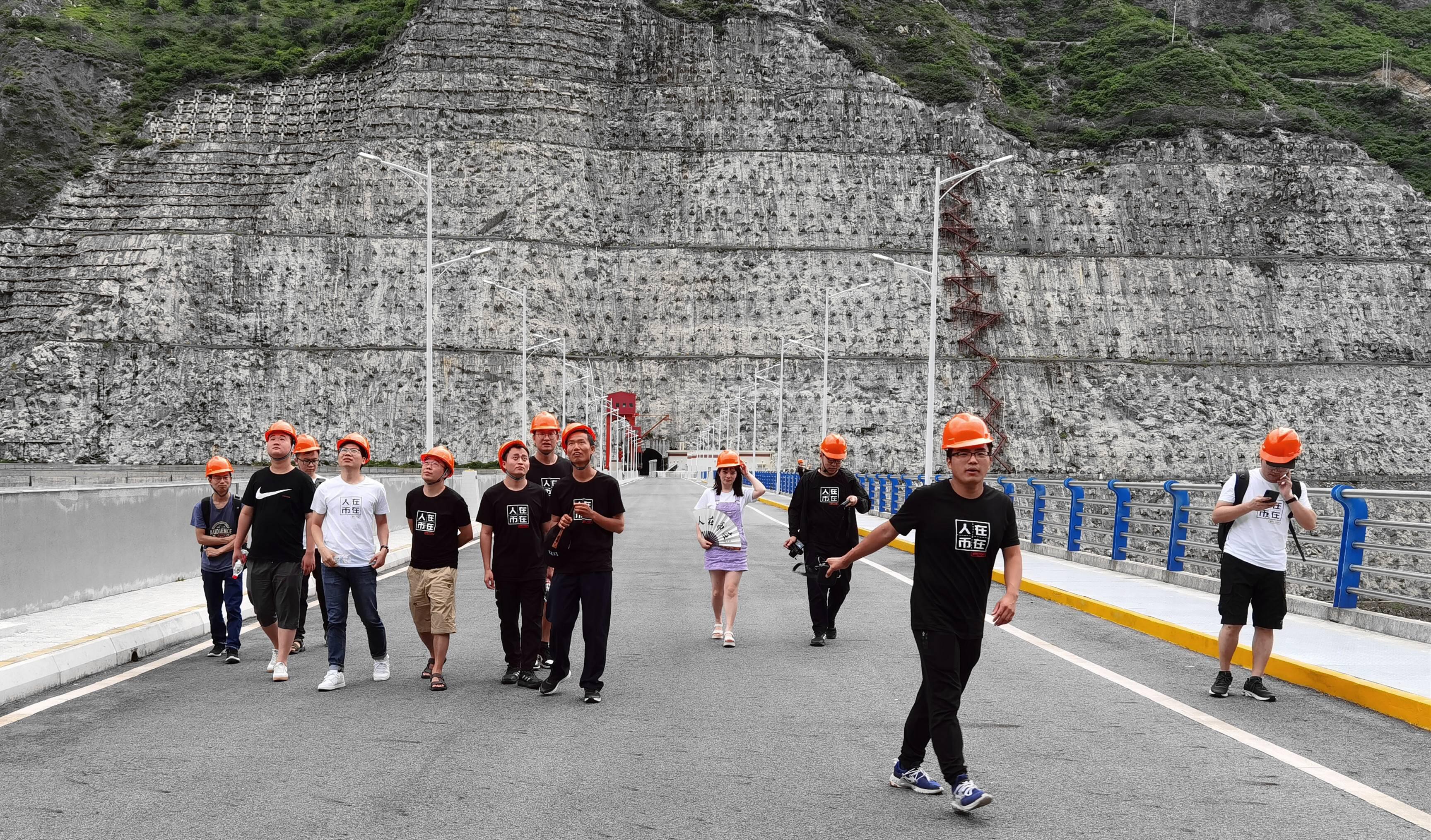 四川矿场考察记,揭秘“460万千瓦”负荷的矿业之都