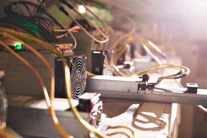 比特币挖矿难度周二将出现两位数下降