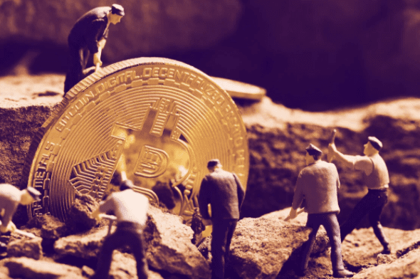 比特币矿工在市场反弹期间增加BTC销量