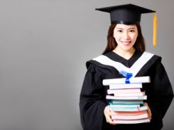 中信证券:维持中教控股(00839)“买入”评级 目标价18港元