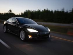 Wedbush:特斯拉(TSLA.US)2022年有望交付130萬輛,給予“跑贏大盤”評級