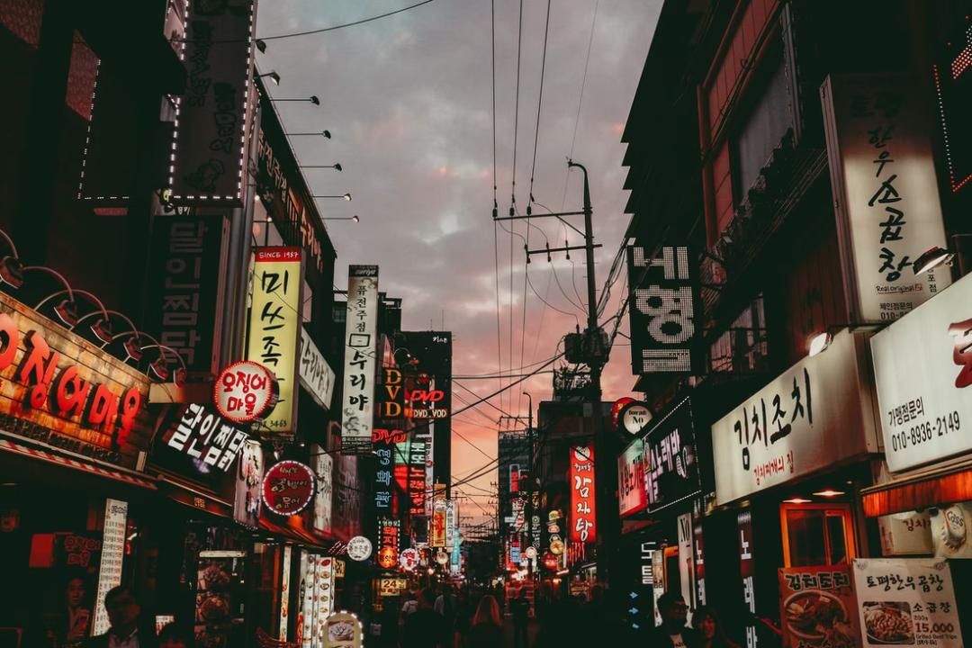 韓國重拳整頓加密貨幣市場背后:年輕人的希望、詐騙頻繁與監管潮流