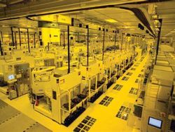 日本汽車“缺芯”困境有望緩解,臺積電(TSM.US)擬2022年在日建廠