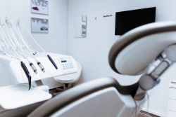 受呼吸機召回和零件短缺影響,飛利浦(PHG.US)下調2021年業績指引